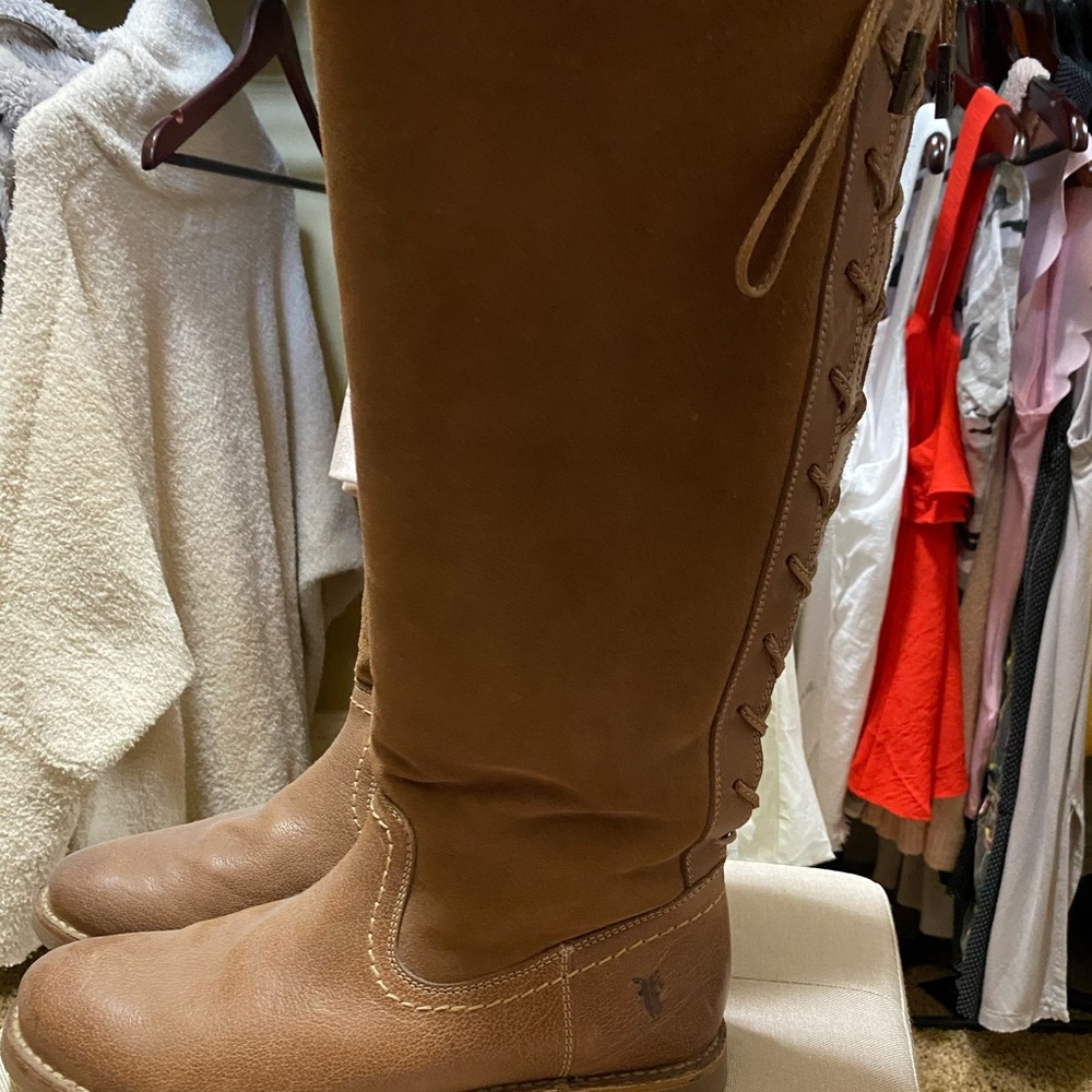 Ladies Frye  boots - Picture 2 of 5